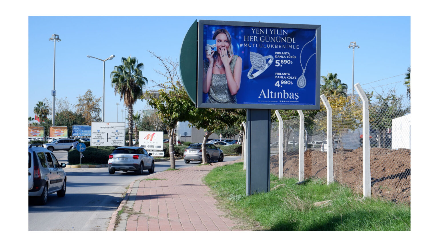 M1 Billboard